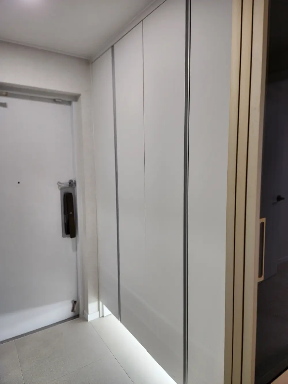 신발장 시공 완료