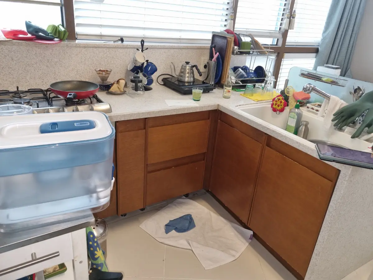 마포 아파트 싱크대 시공 전 ㄱ자 구조 클로즈업