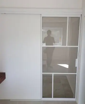 슬림슬라이딩 중문 열린 모습