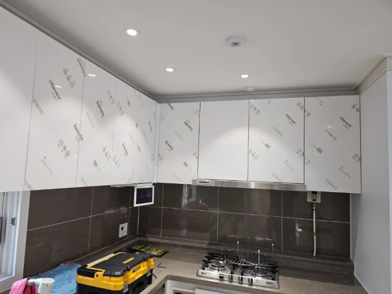 ㄱ자 상부장 문짝 교체