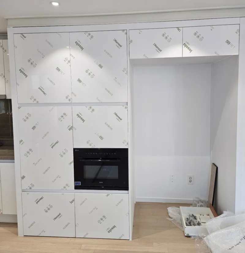 빌트인 오븐 키큰장 문짝 교체