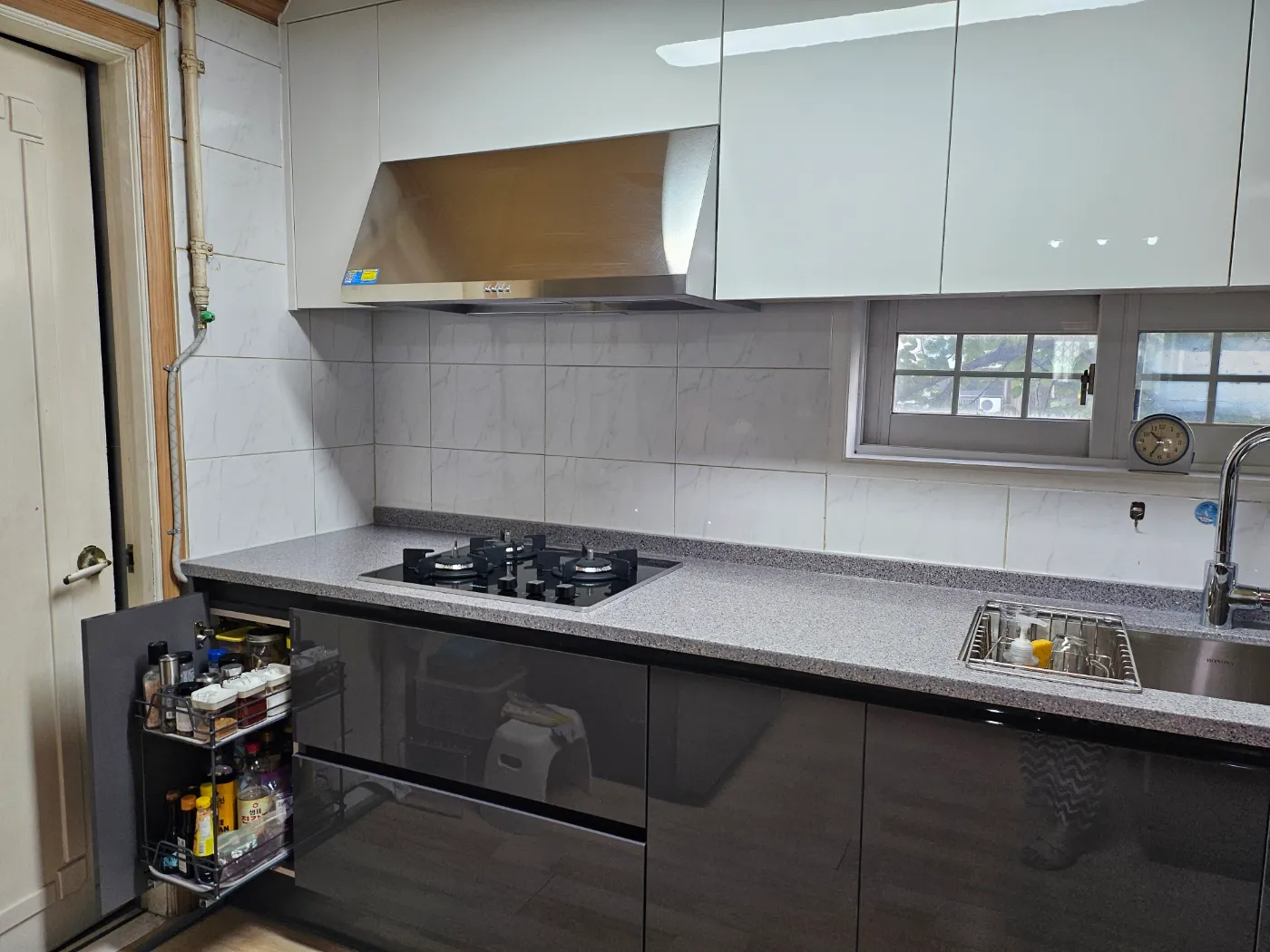 통후드 및 하부장 풀아웃 양념망 선반