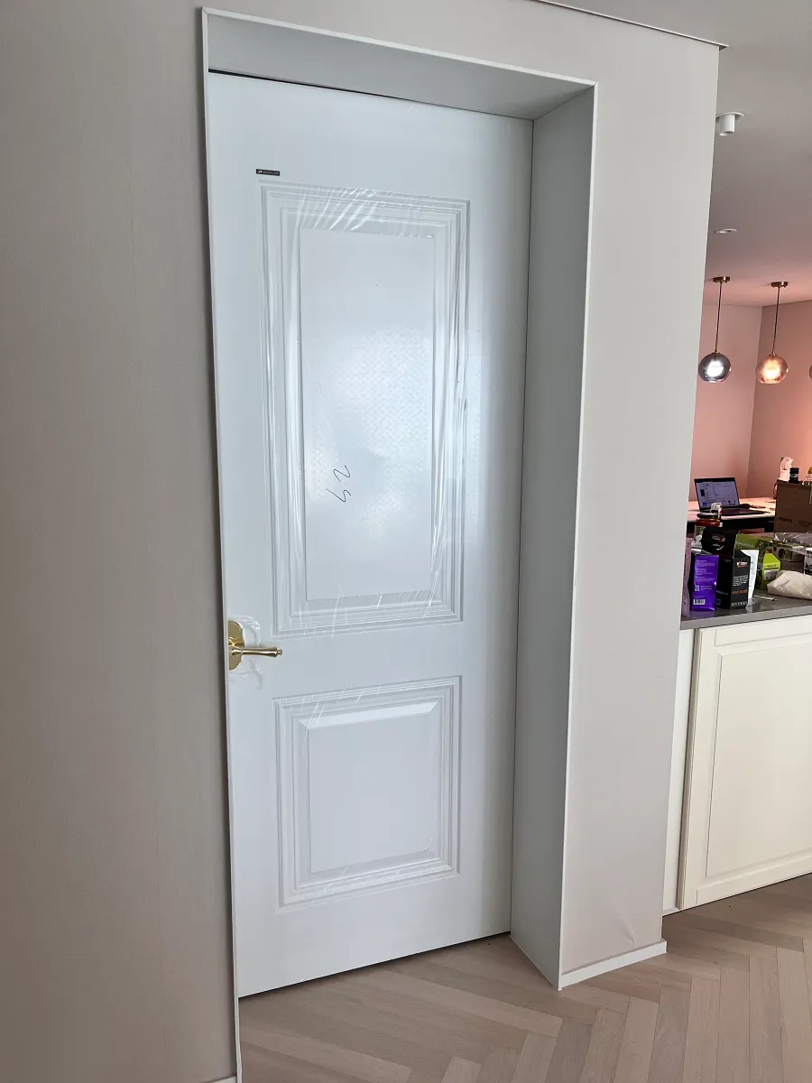 방문 교체 완료