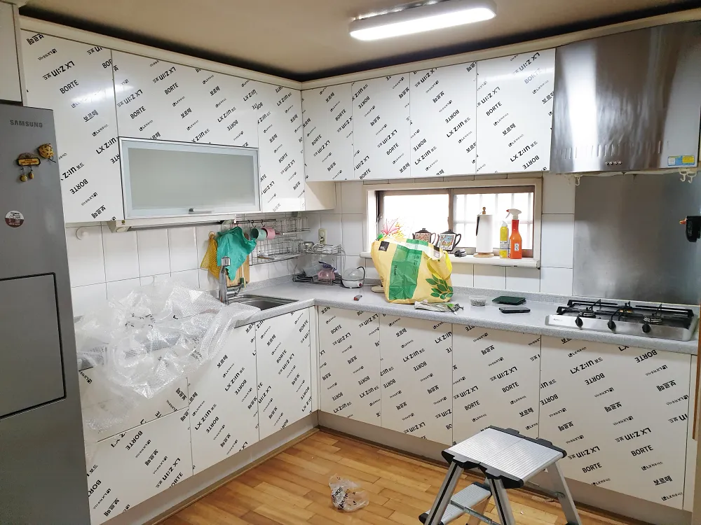 보르떼 도어 부착 후 보호필름